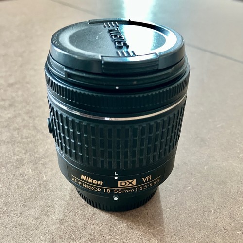 Near mint nikon - near, dx